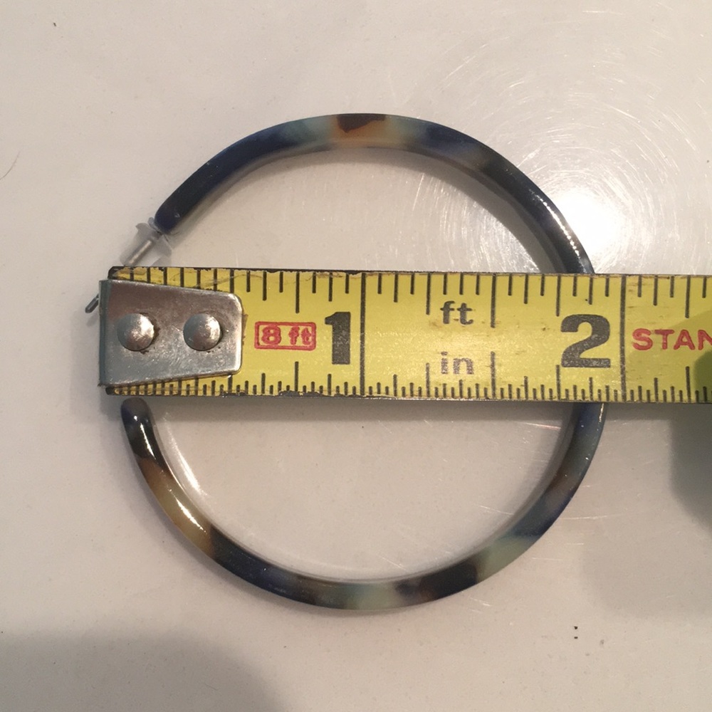 Blue Multicolored Tortoise Shell Hoop Earrings - image 4